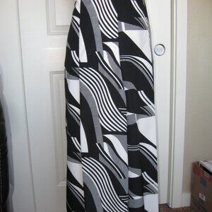 Ladies Sleek Pant Skirt